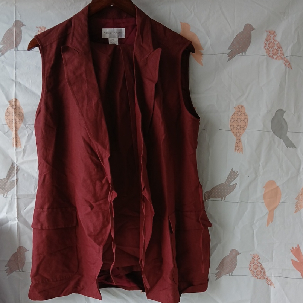 Vintage Women's Sleeveless Burgundy Jacket Set